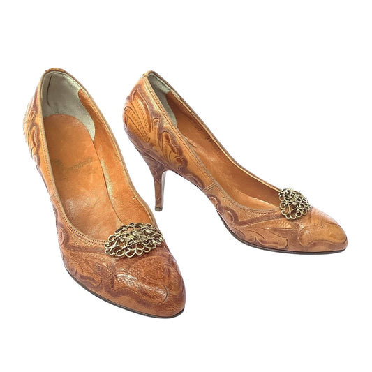 1930s Tooled Leather Heels 6 / Tan / Vintage 1930s