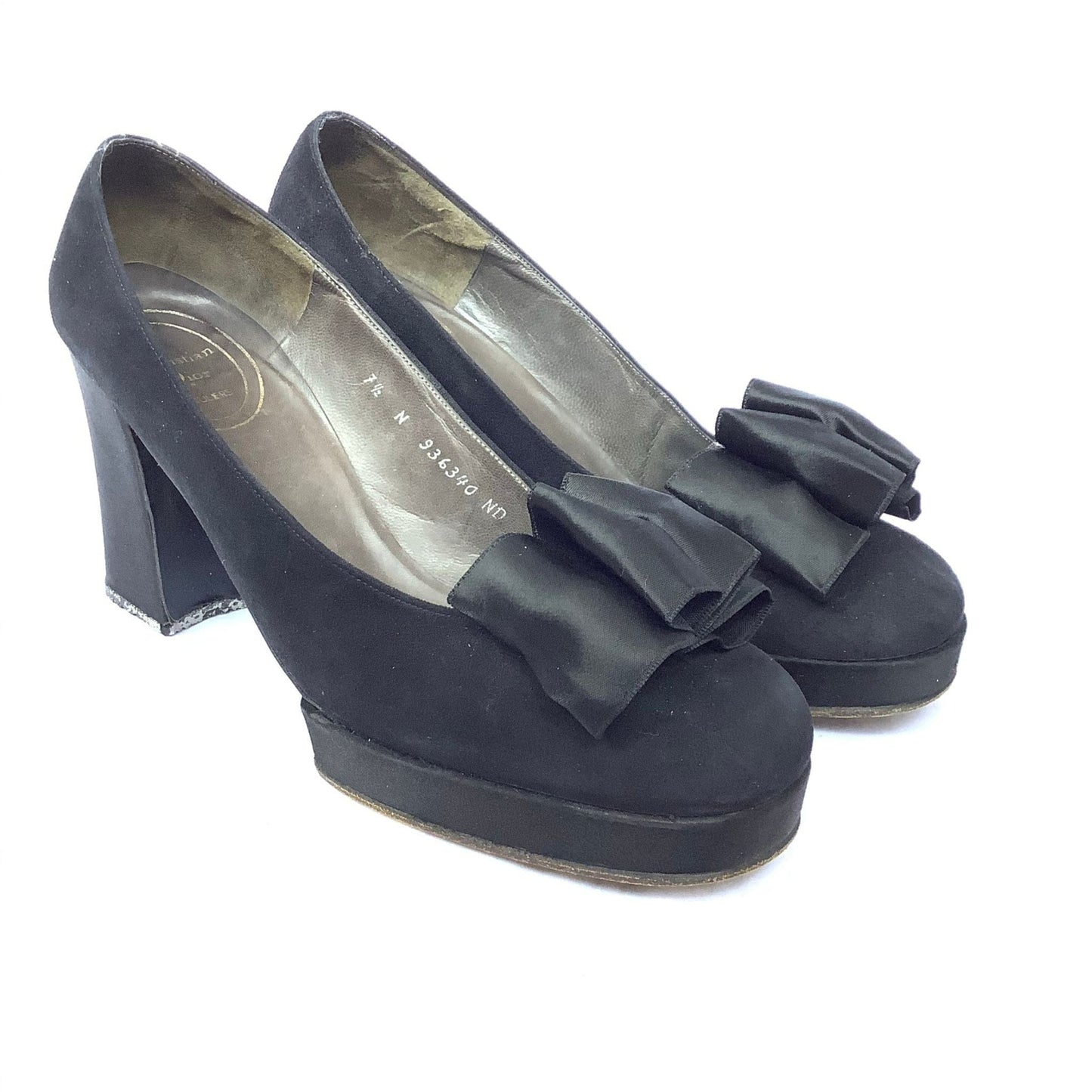 1960s Christian Dior Pumps 7.5 / Black / Vintage 1960s