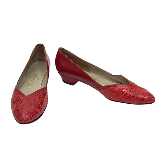 1980s Red Flat Shoes 8 / Red / Vintage 1980s