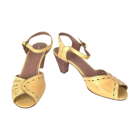 Anthropology Yellow Sandals 7 / Yellow / Y2K - Now