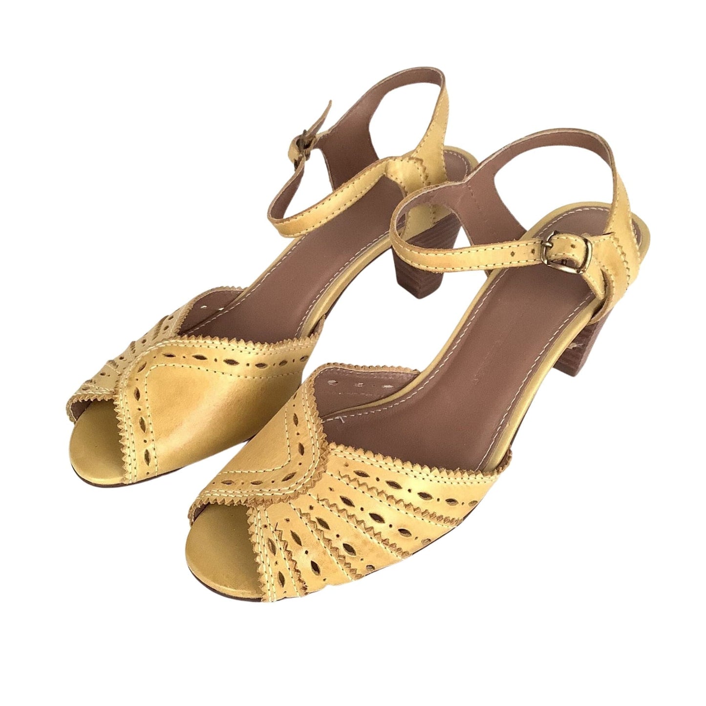 Anthropology Yellow Sandals 7 / Yellow / Y2K - Now