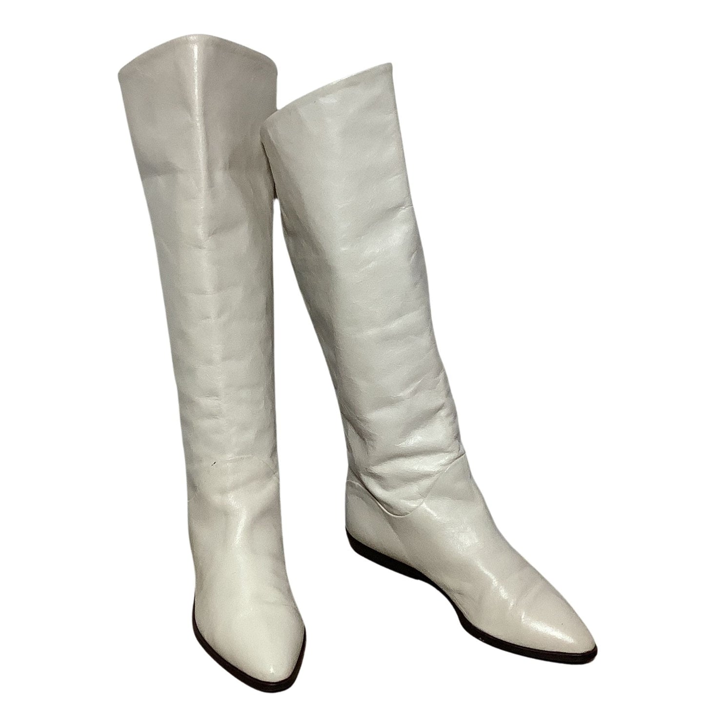 Bandolino Flat Boots 6 / White / Slouch