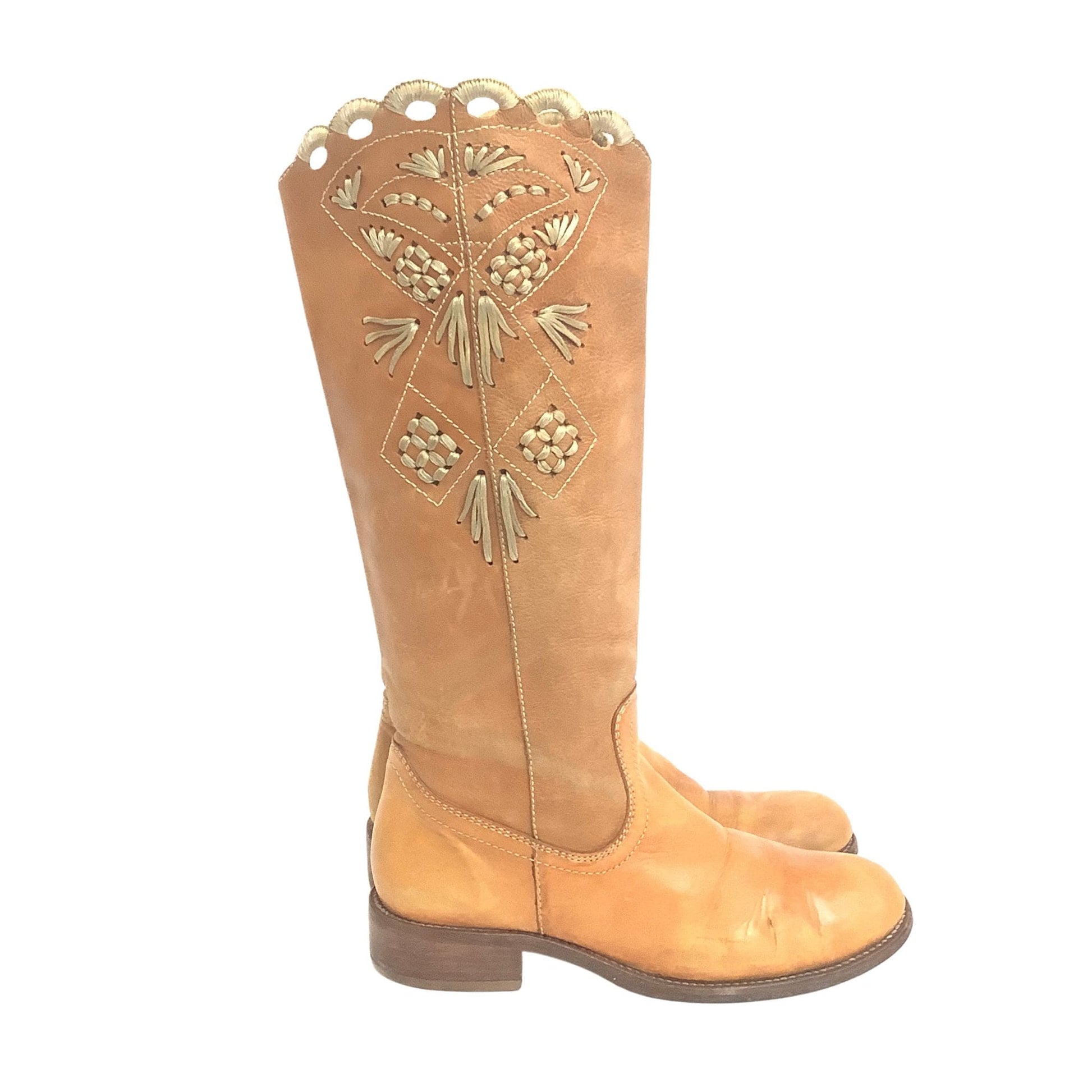 BCBG Embroidered Boots 7.5 / Tan / Y2K - Now