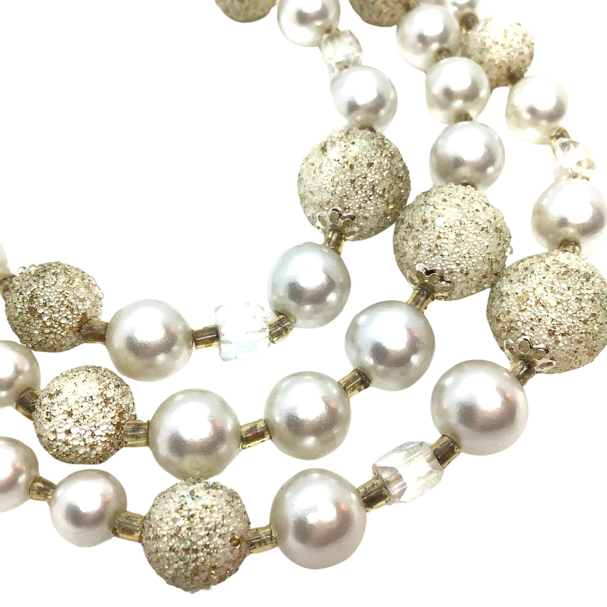 Bridal Pearl Necklace White / Man Made / Vintage 1950s