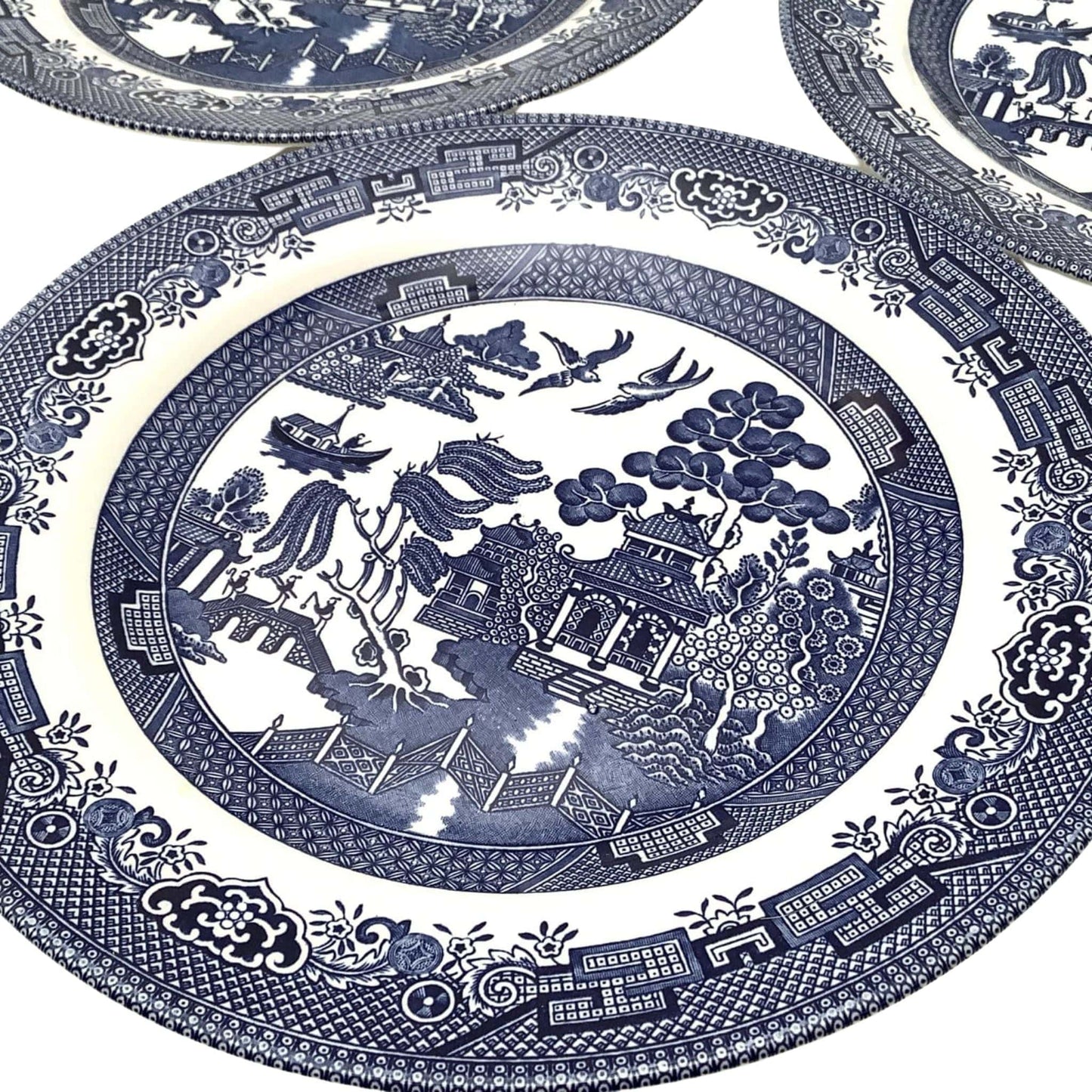Chinoiserie Dinner Plates Multi / Ceramic / Vintage 1980s