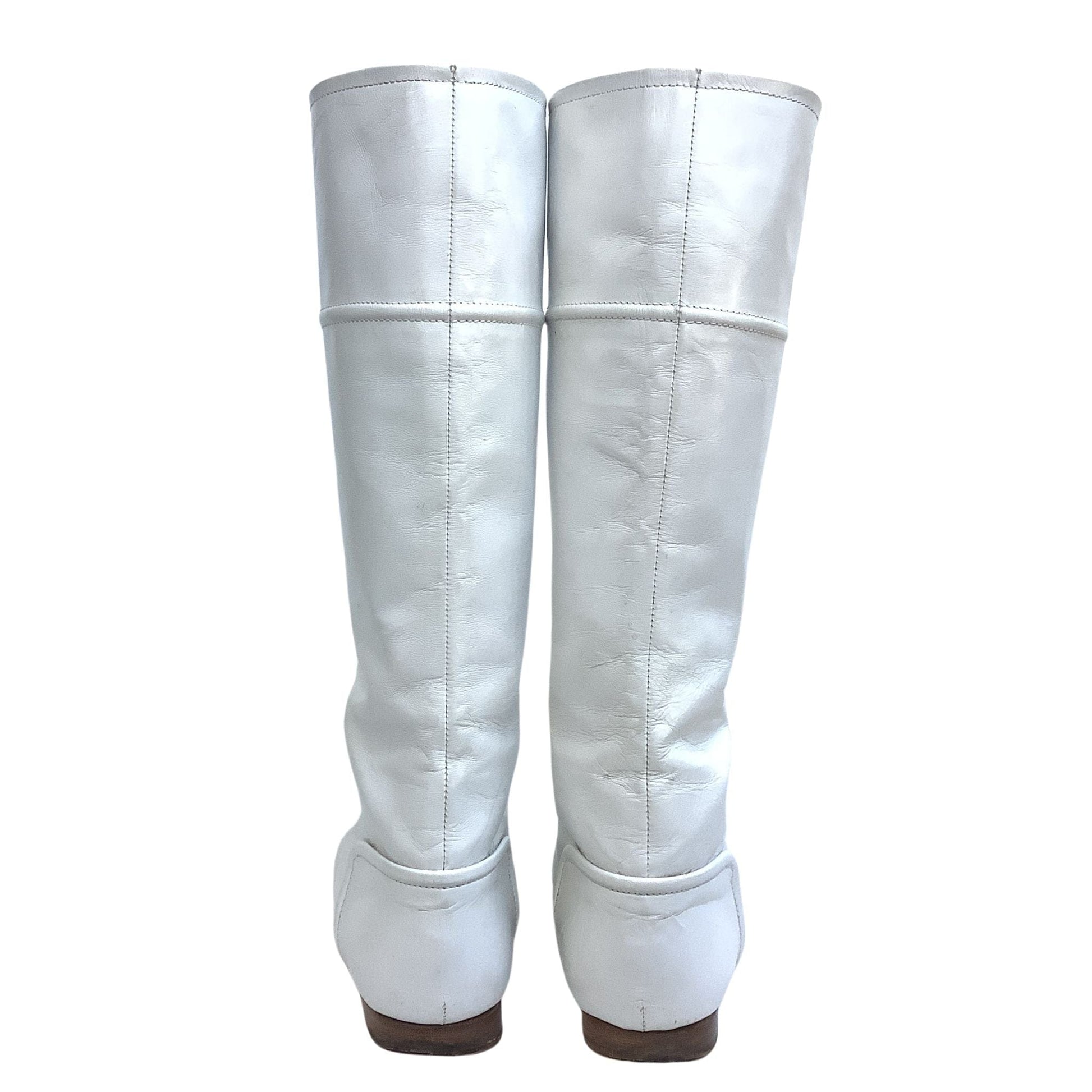 Courreges 1960s Boots 6.5 / White / Mod