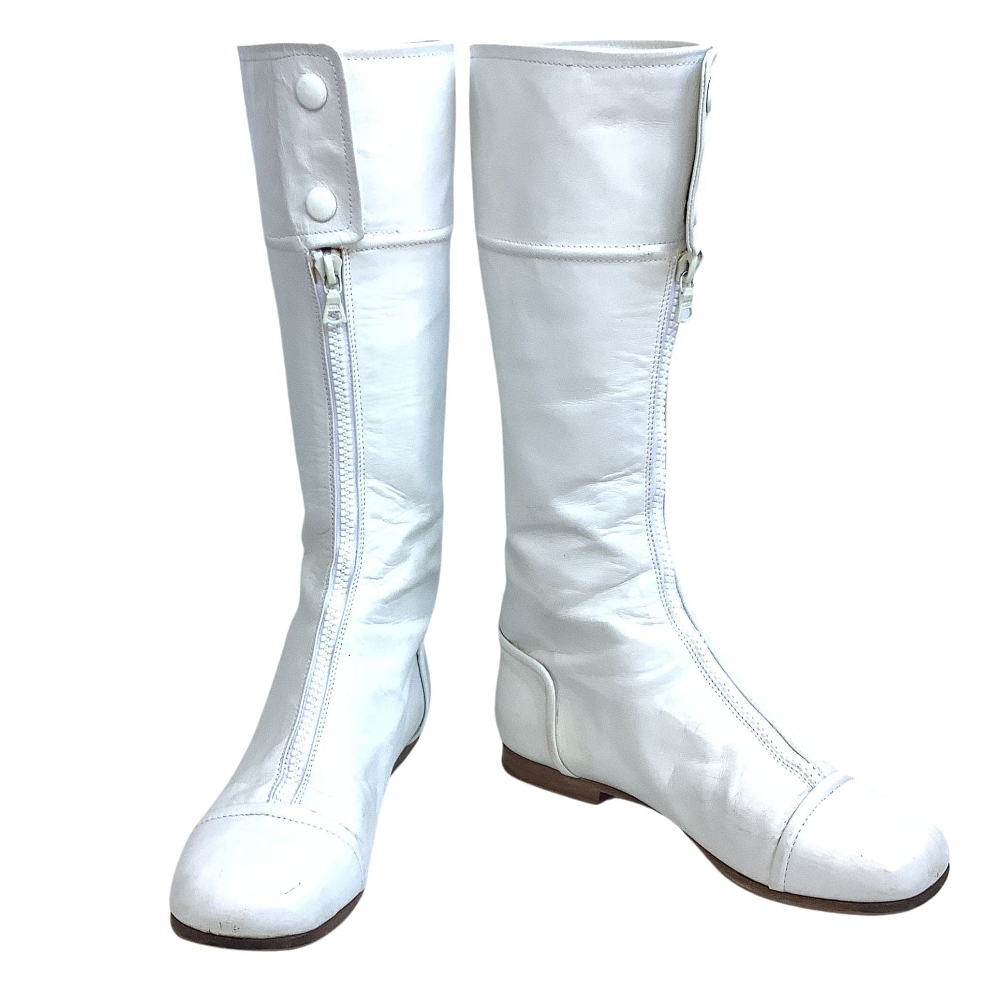 Courreges 1960s Boots 6.5 / White / Mod