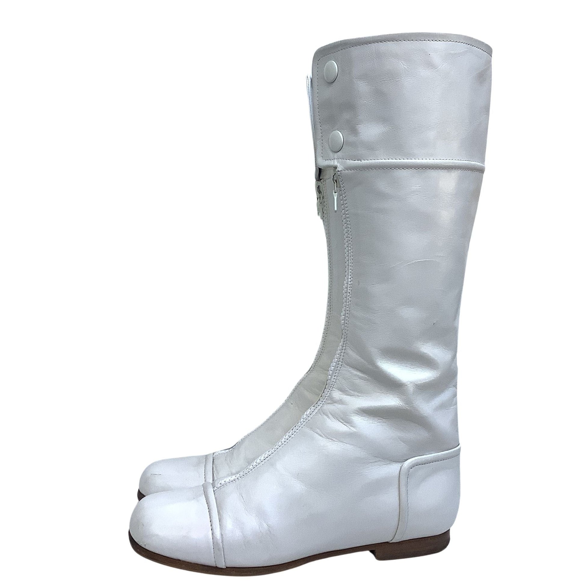 Courreges 1960s Boots 6.5 / White / Mod