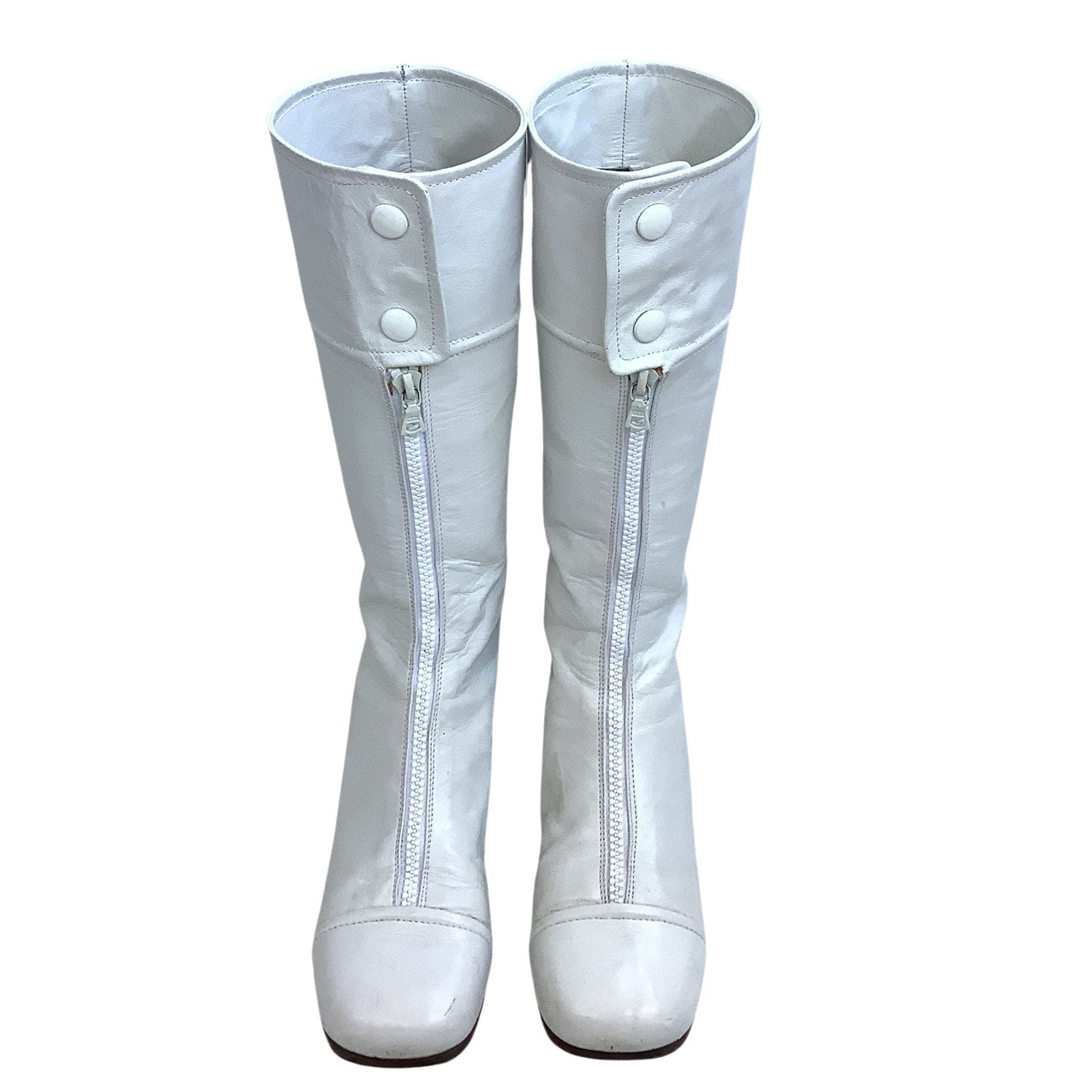 Courreges 1960s Boots 6.5 / White / Mod