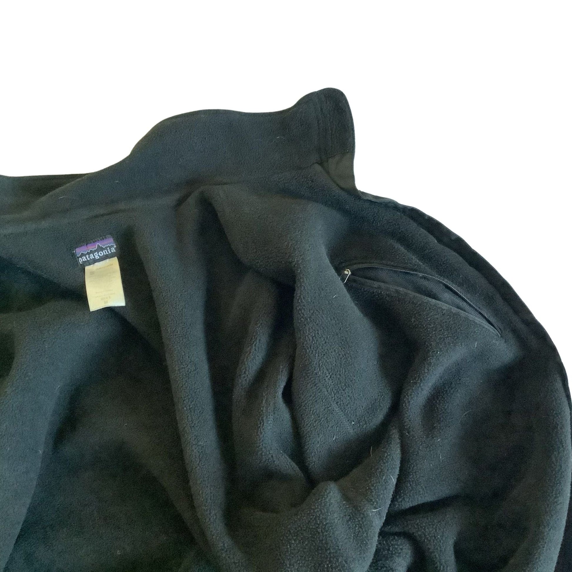 Distressed Patagonia Jacket Black / Synthetic / Vintage 1990s