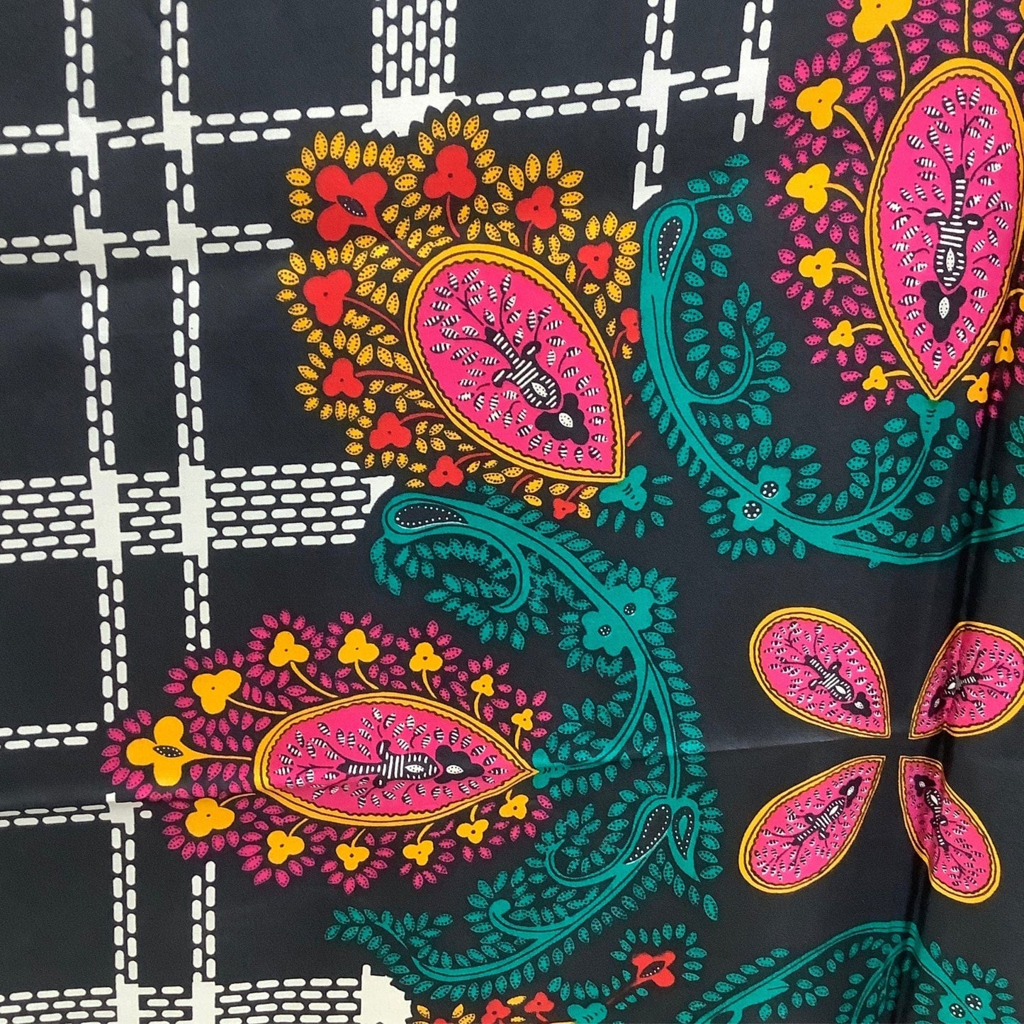 DVF Vintage Silk Scarf Multi / Silk / Y2K - Now