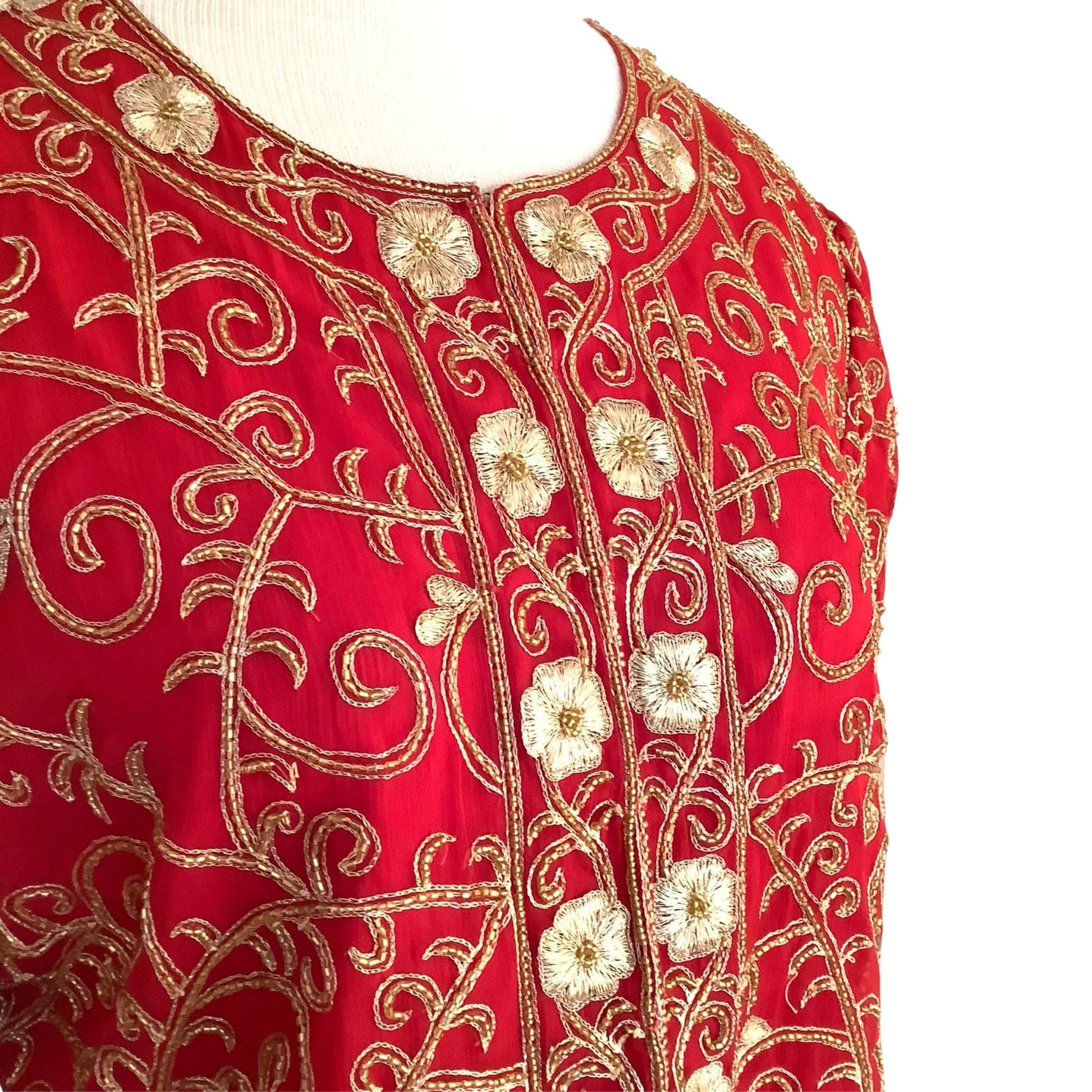 Embroidered Silk Jacket Medium / Red / Vintage 1980s