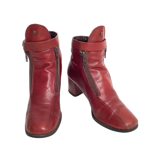 Etienne Aigner Booties 6.5 / Oxblood / Mod