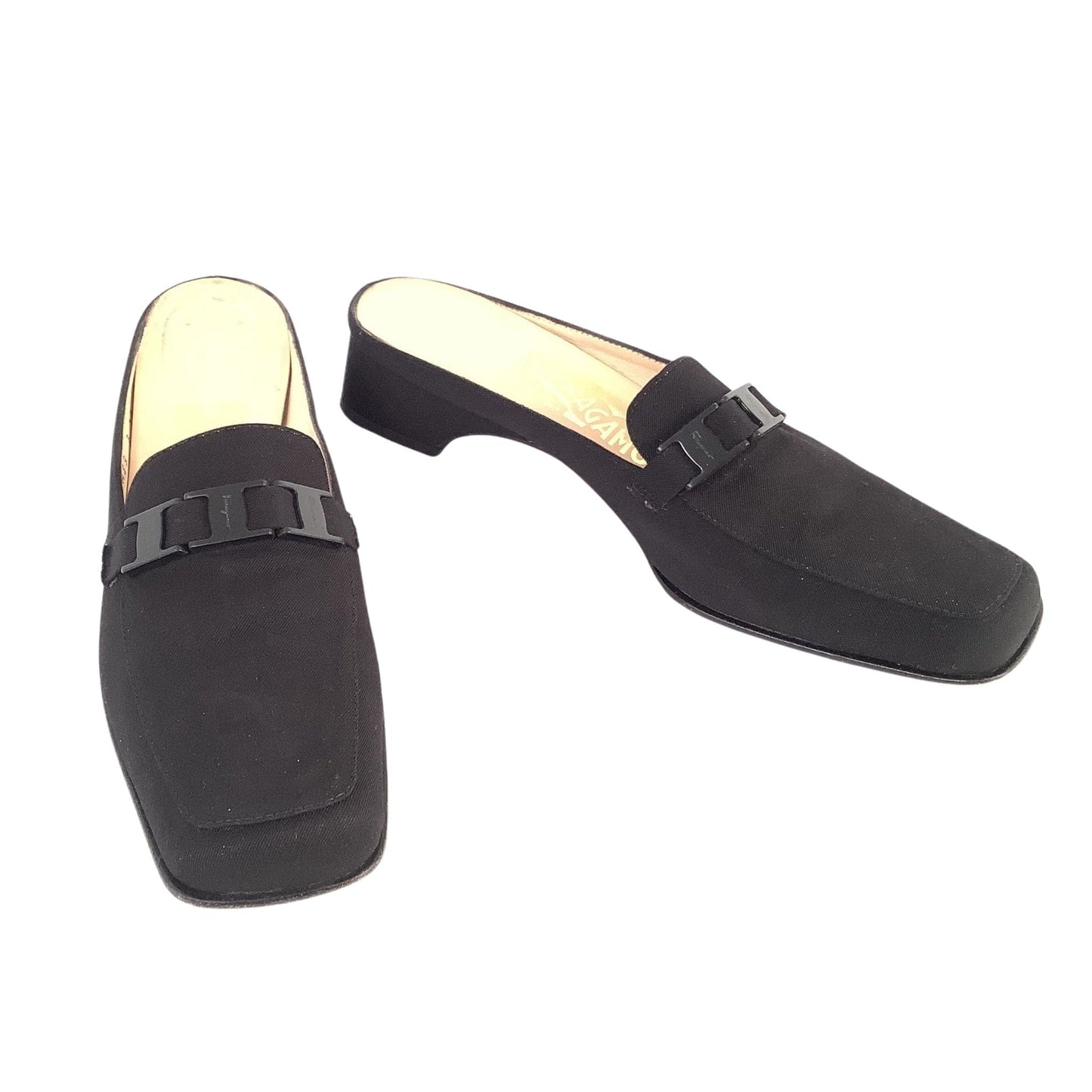 Ferragamo Low Heel Mules 7.5 / Black / Y2K - Now