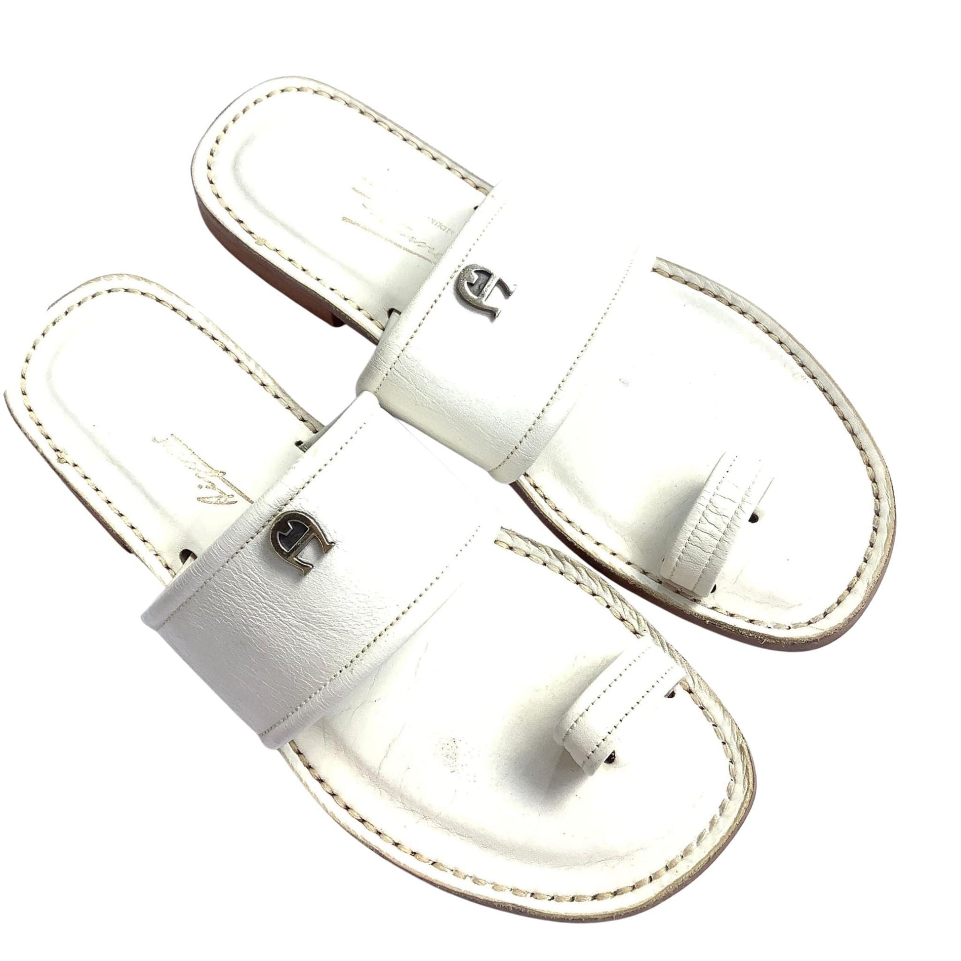 Flat White Leather Sandals 8 / White / Vintage 1990s