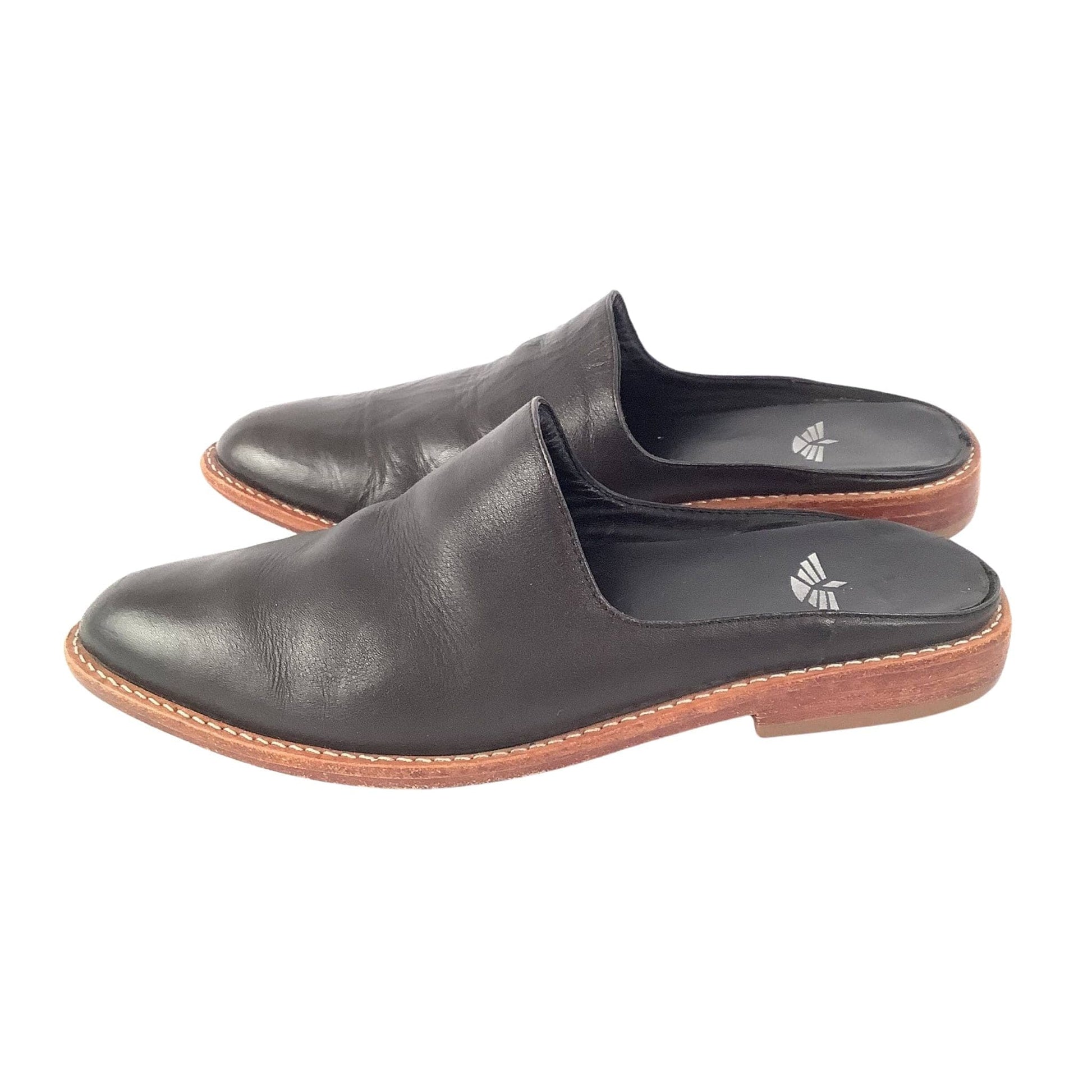 Fortress of Inca Flat Mules 7 / Black / Y2K - Now