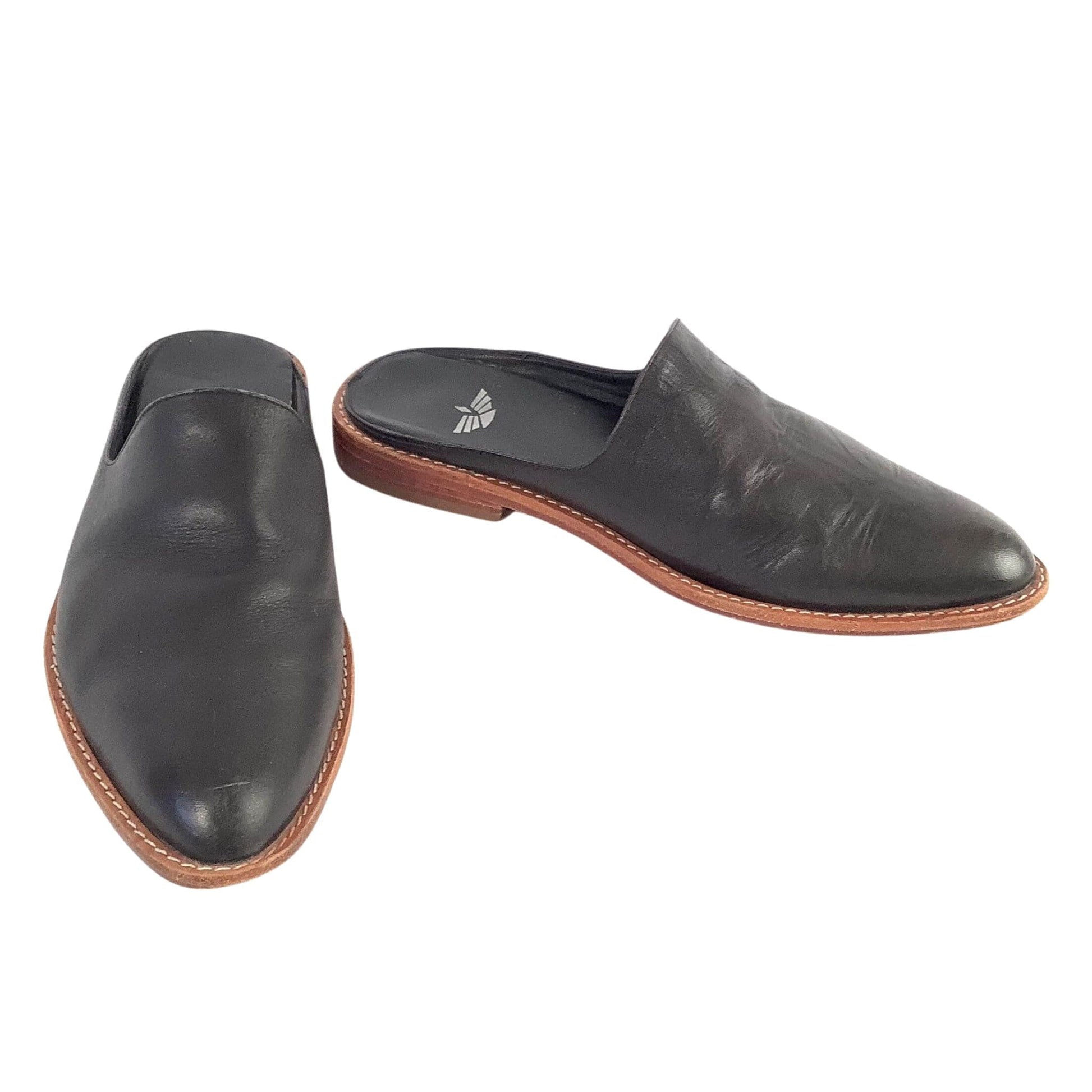 Fortress of Inca Flat Mules 7 / Black / Y2K - Now