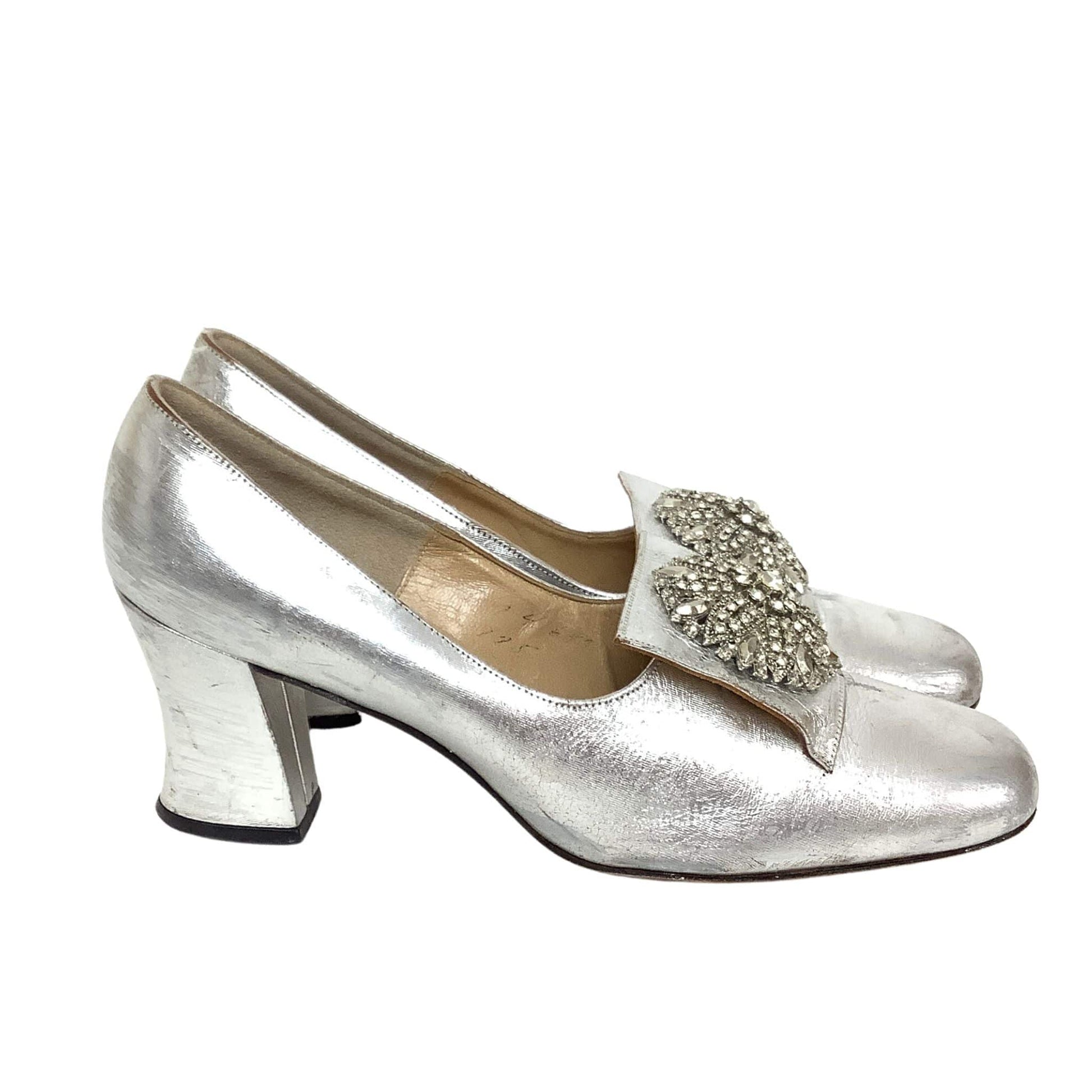 French Bootier Silver Heels 6.5 / Silver / Vintage 1960s