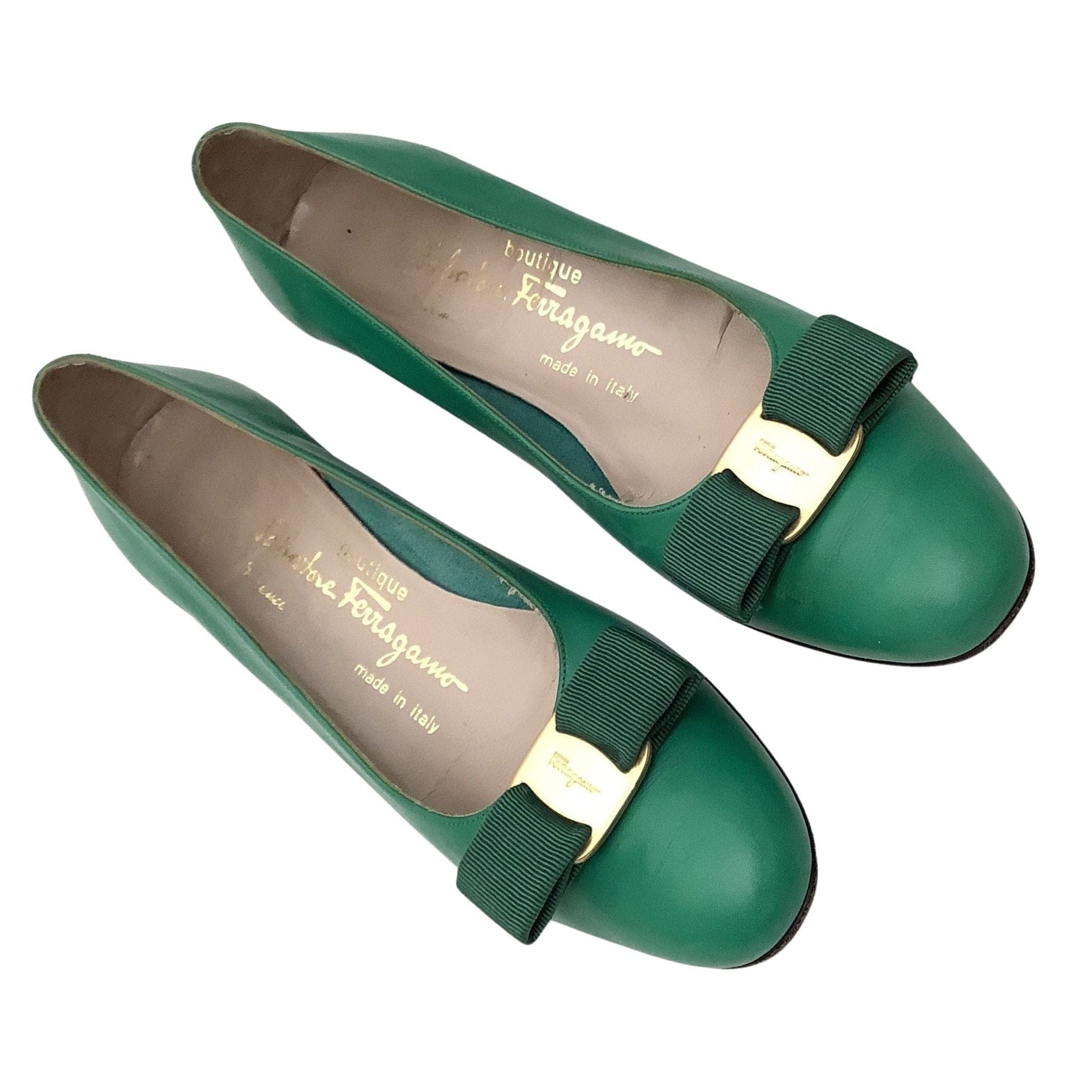 Green Ferragamo Heels 7.5 / Green / Vintage 1990s