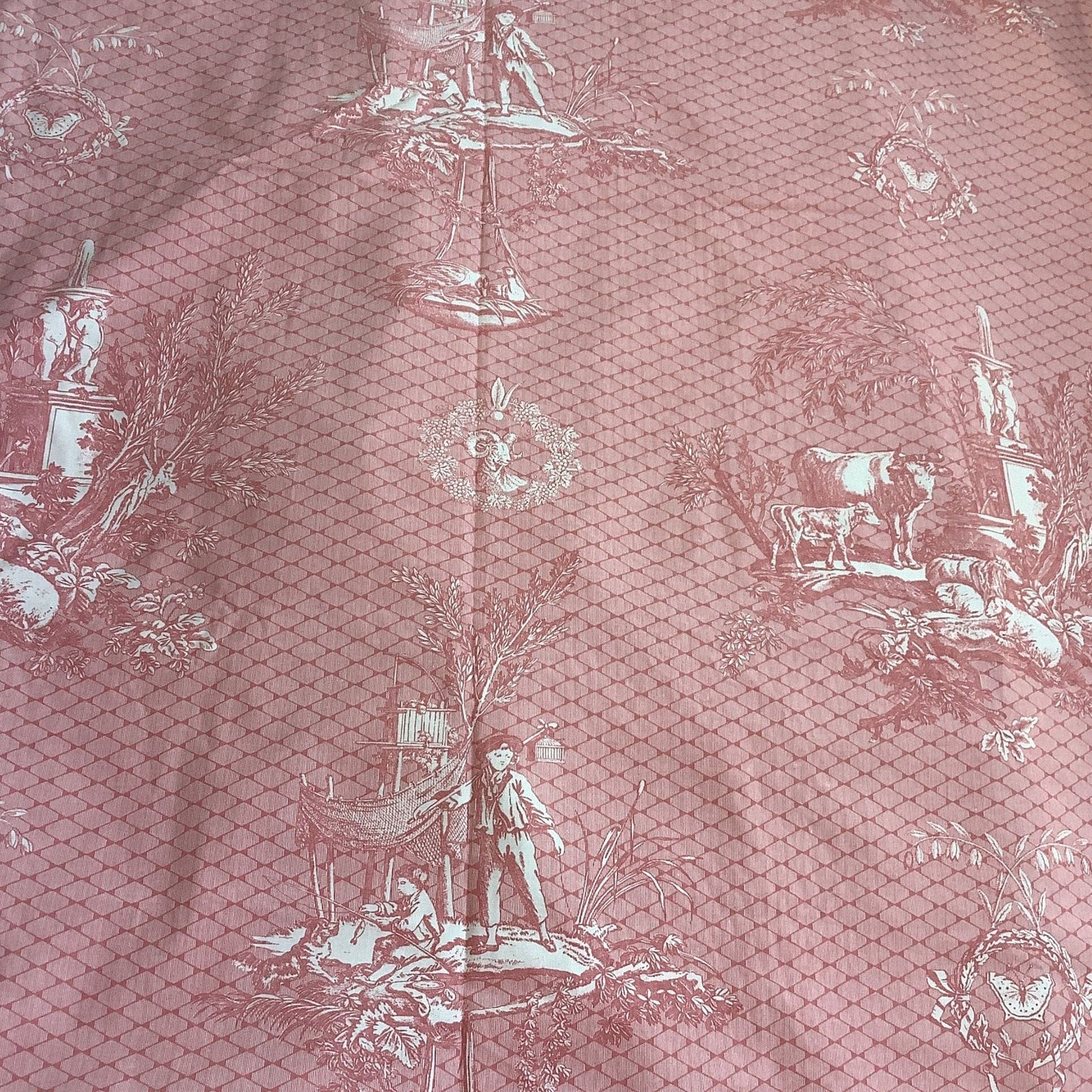 Kingsmead Pastoral Fabric Dusty Rose / Cotton / Baroque