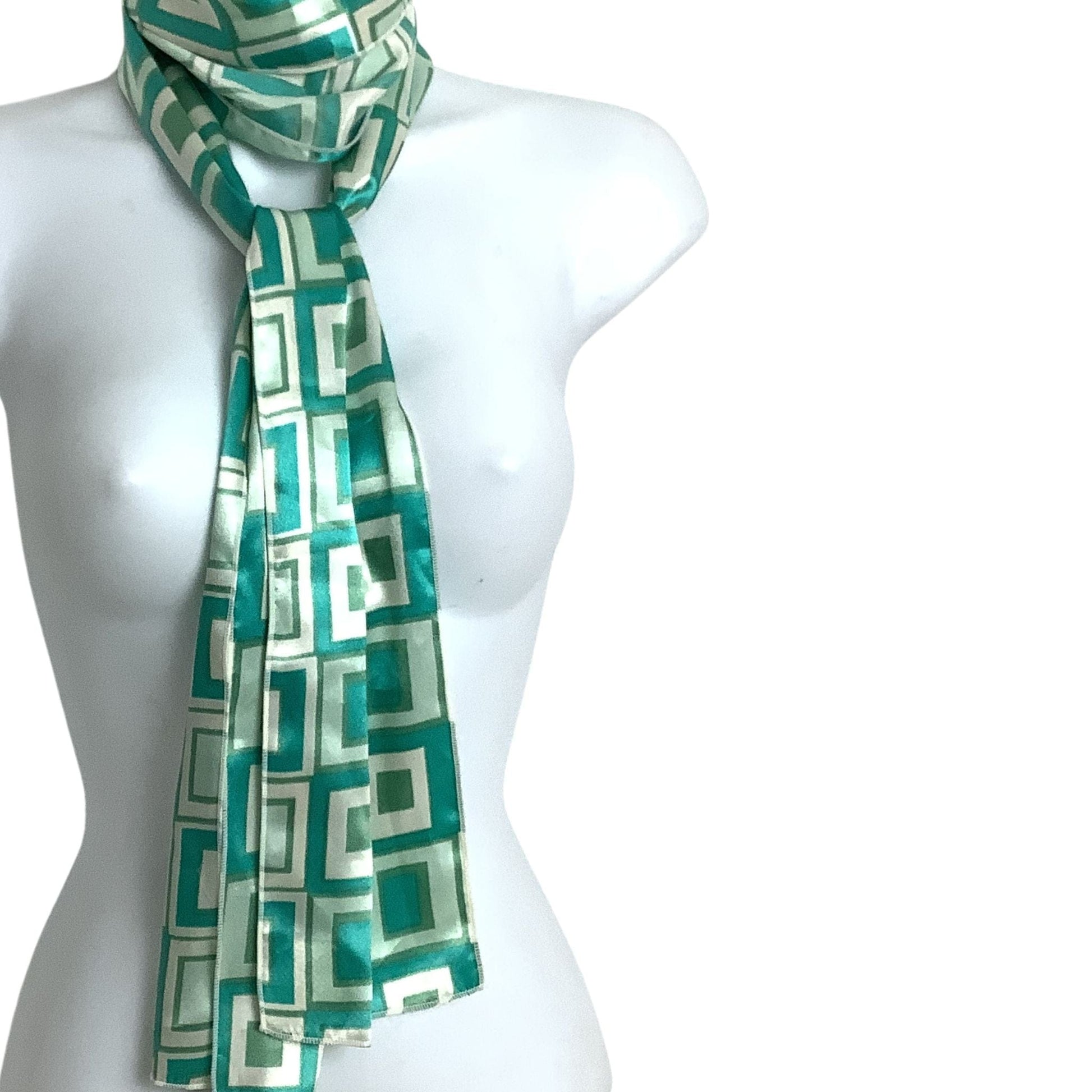 Mod Blue Scarf Blue / Polyester / Wrap