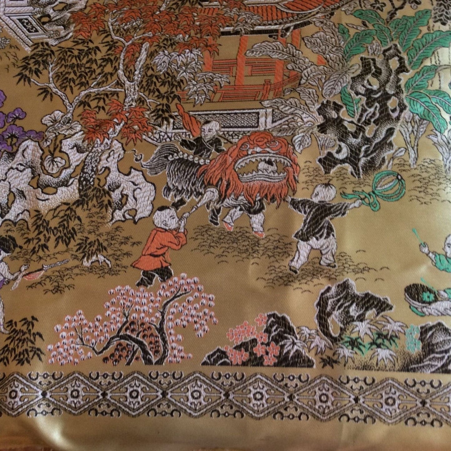 Novelty Asian Tapestry Multi / Synthetic / Asian