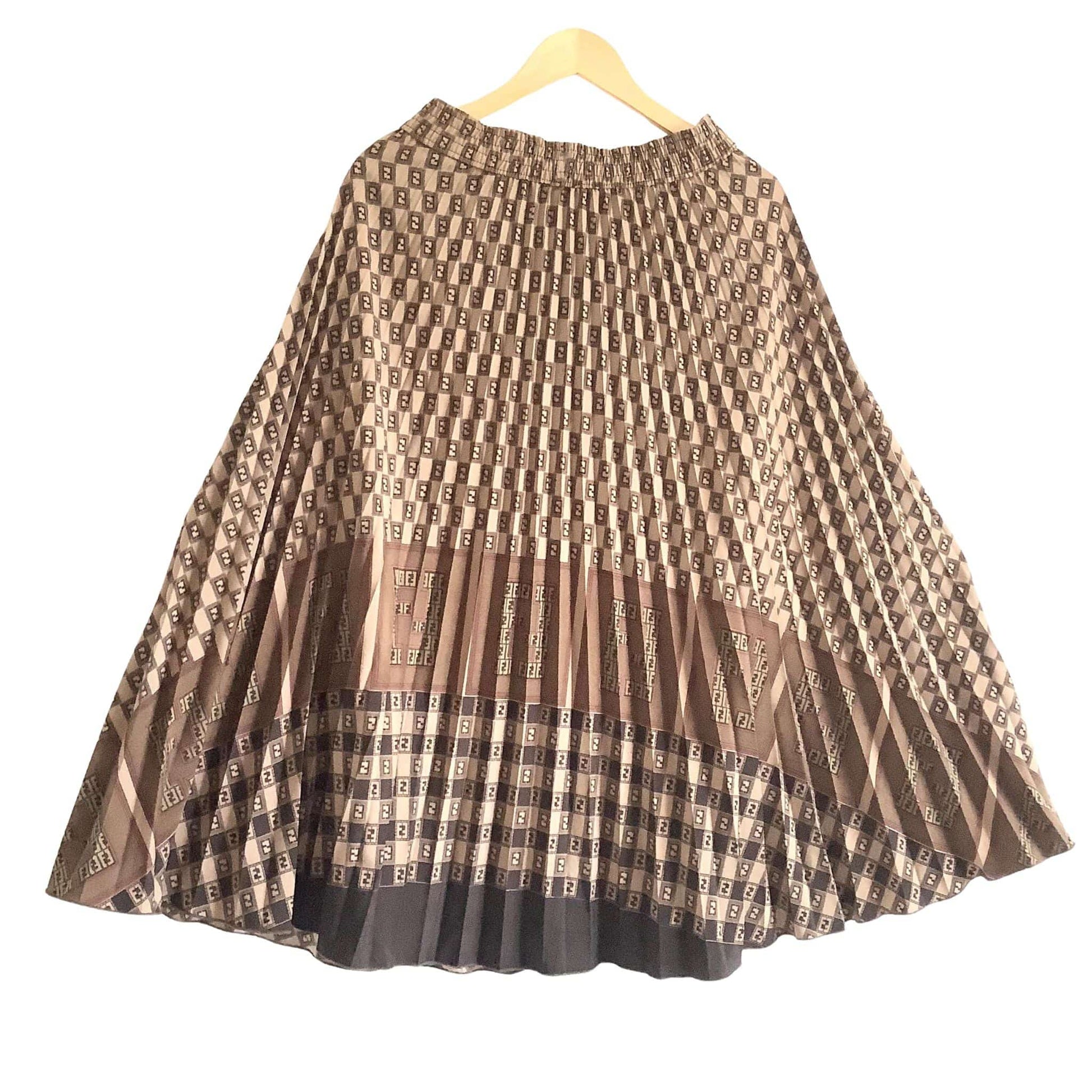 Novelty Pleated Skirt Medium / Brown / Y2K - Now