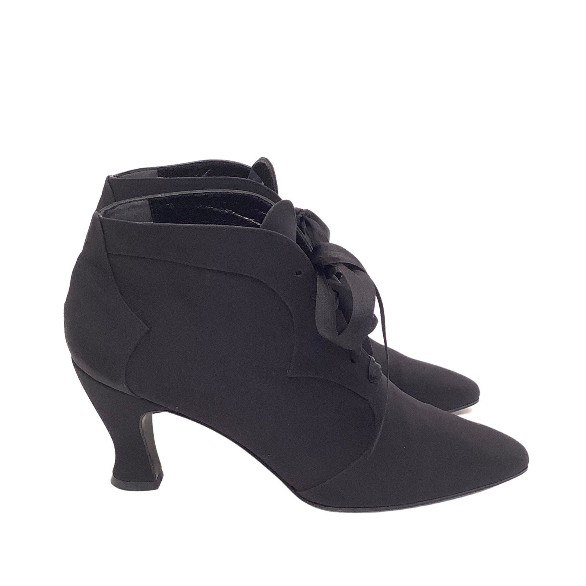 Stuart Weitzman Booties 9.5 / Black / Y2K - Now