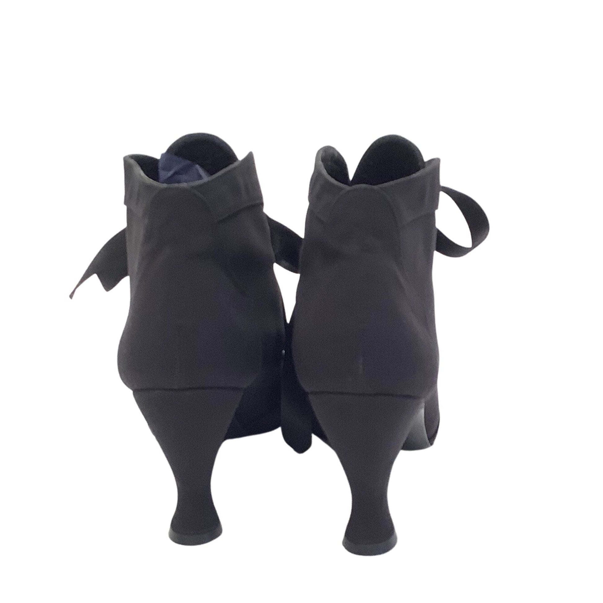 Stuart Weitzman Booties 9.5 / Black / Y2K - Now