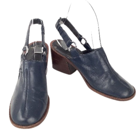 Vintage Penny Lane Shoes 6.5 / Navy / Mod