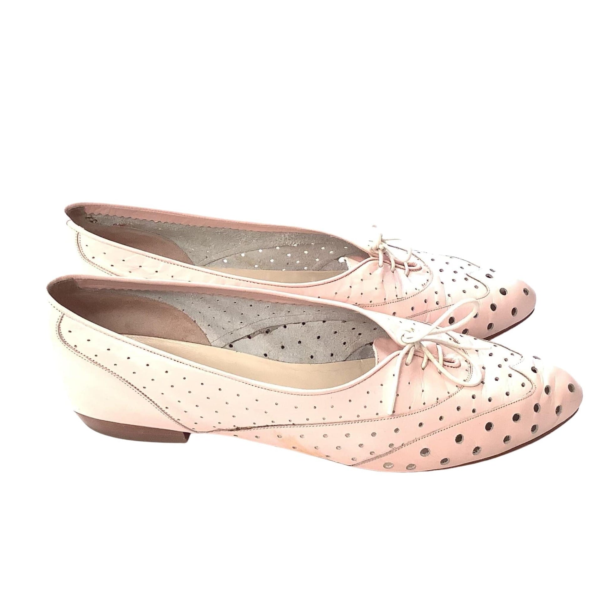 Vtg Perforated Leather Oxfords 8.5 / Pink / Vintage 1960s