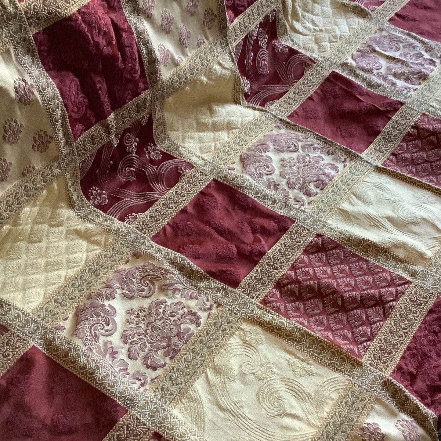 VTG Velvet Patchwork Fabric Multi / Cotton / Vintage 1990s