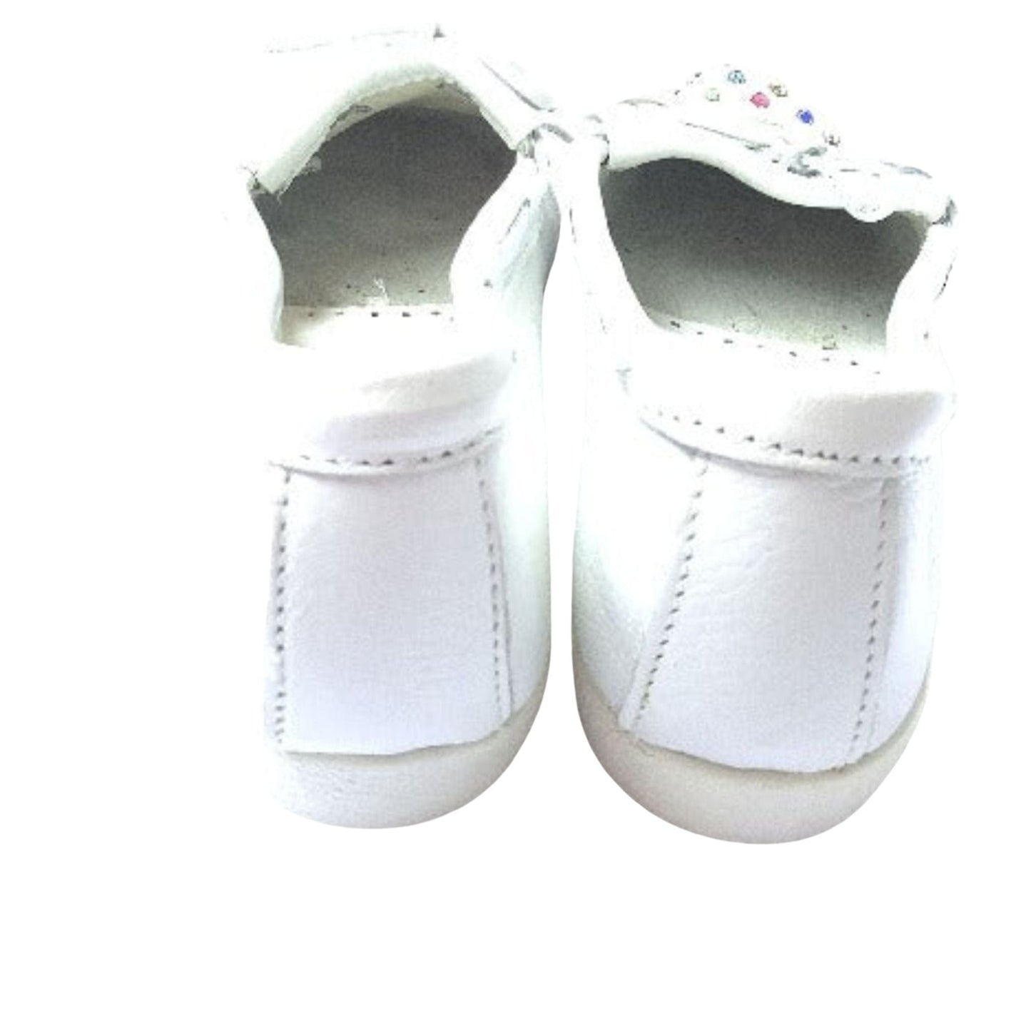 White Minnetonka Moccasins 7 / White / Vintage 1980s