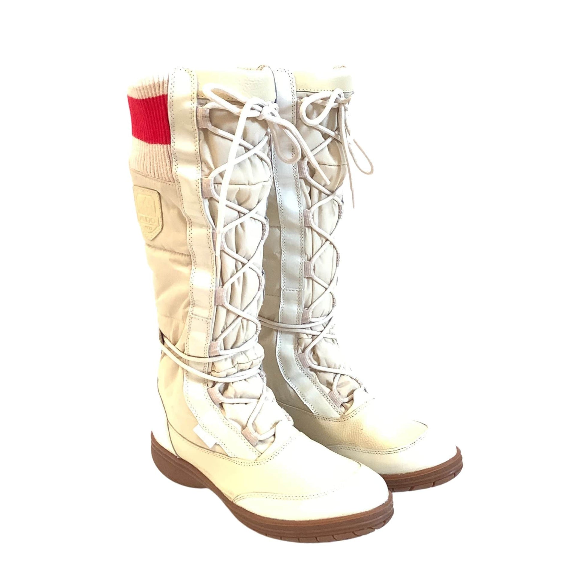 Y2K White Snow Boots 6.5 / Multi / Y2K - Now